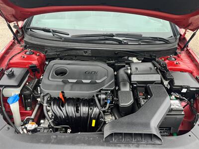 2018 Hyundai SONATA Sport   - Photo 11 - Tucson, AZ 85710