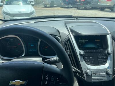 2017 Chevrolet Equinox LS   - Photo 9 - Tucson, AZ 85710