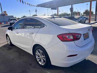 2019 Chevrolet Cruze LT   - Photo 4 - Tucson, AZ 85711