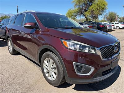 2016 Kia Sorento L   - Photo 4 - Tucson, AZ 85710