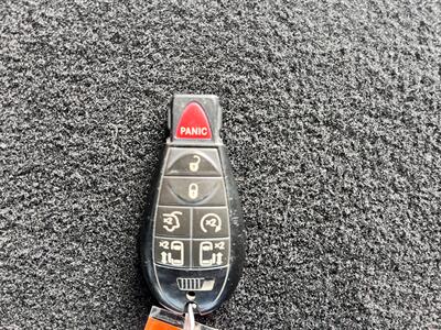 2017 Dodge Grand Caravan SXT   - Photo 16 - Tucson, AZ 85711
