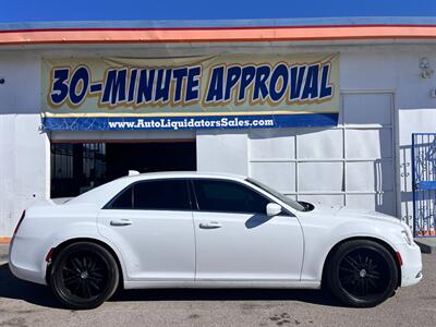 2016 Chrysler 300 Limited   - Photo 1 - Tucson, AZ 85711