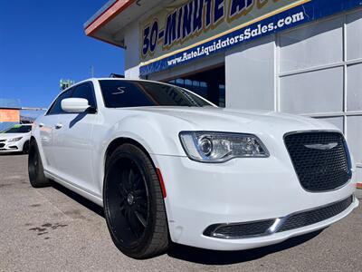 2016 Chrysler 300 Limited   - Photo 3 - Tucson, AZ 85711