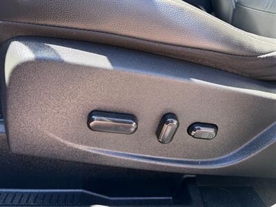 2017 Ford Escape SE   - Photo 9 - Tucson, AZ 85710