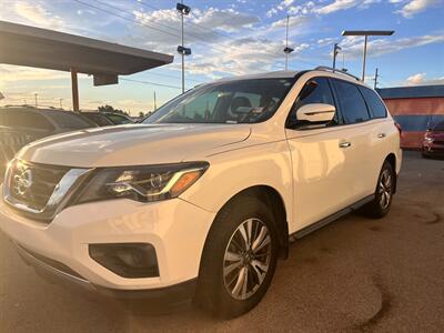 2017 Nissan Pathfinder S   - Photo 3 - Tucson, AZ 85711