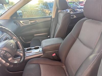 2017 Nissan Pathfinder S   - Photo 5 - Tucson, AZ 85711