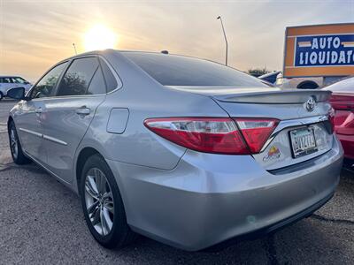 2016 Toyota Camry SE   - Photo 2 - Tucson, AZ 85710