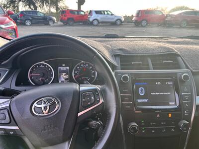 2016 Toyota Camry SE   - Photo 7 - Tucson, AZ 85710