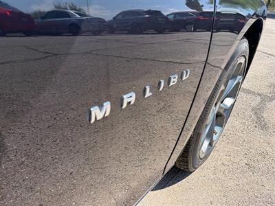 2022 Chevrolet Malibu LT   - Photo 6 - Tucson, AZ 85710