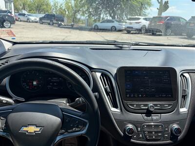 2022 Chevrolet Malibu LT   - Photo 8 - Tucson, AZ 85710