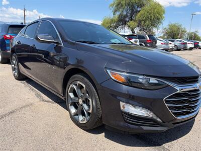 2022 Chevrolet Malibu LT   - Photo 5 - Tucson, AZ 85710