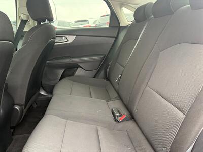 2021 Kia Forte FE   - Photo 11 - Tucson, AZ 85710