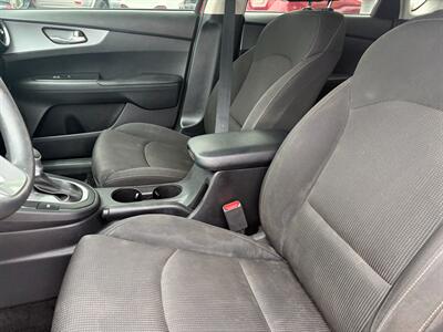 2021 Kia Forte FE   - Photo 10 - Tucson, AZ 85710