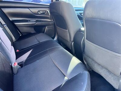 2017 Nissan Altima 2.5   - Photo 8 - Tucson, AZ 85710