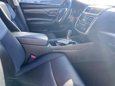 2017 Nissan Altima 2.5   - Photo 7 - Tucson, AZ 85710