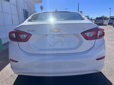 2018 Chevrolet Cruze LT Auto   - Photo 5 - Tucson, AZ 85711