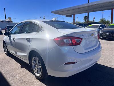 2018 Chevrolet Cruze LT Auto   - Photo 4 - Tucson, AZ 85711