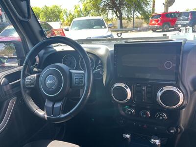2018 Jeep Wrangler JK Unlimited Sahara   - Photo 9 - Tucson, AZ 85710