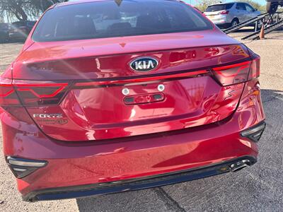 2019 Kia Forte S   - Photo 4 - Tucson, AZ 85710