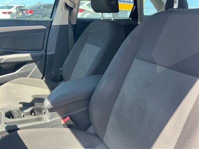 2019 Volkswagen Jetta SE   - Photo 6 - Tucson, AZ 85710