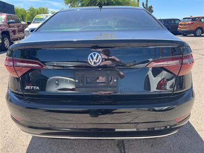 2019 Volkswagen Jetta SE   - Photo 4 - Tucson, AZ 85710