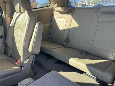 2011 Buick Enclave CXL-1   - Photo 6 - Tucson, AZ 85710