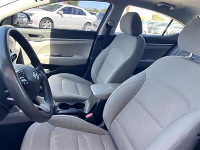 2019 Hyundai ELANTRA SE   - Photo 5 - Tucson, AZ 85711