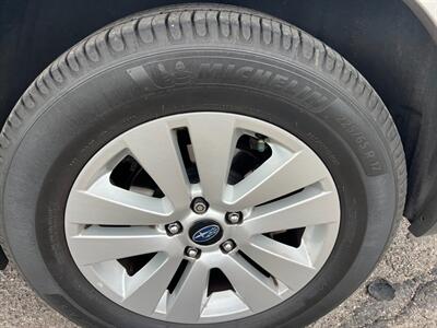 2015 Subaru Outback 2.5i Premium   - Photo 14 - Tucson, AZ 85710