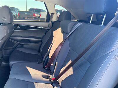 2020 Kia Sorento L   - Photo 7 - Tucson, AZ 85710