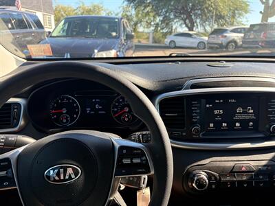 2020 Kia Sorento L   - Photo 10 - Tucson, AZ 85710