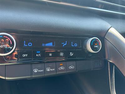 2023 Hyundai ELANTRA SEL   - Photo 11 - Tucson, AZ 85710