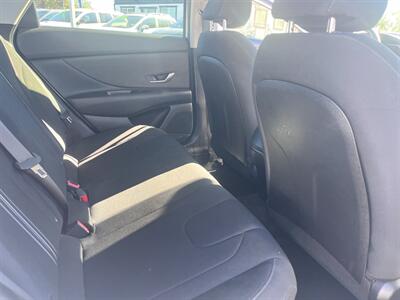 2022 Hyundai ELANTRA SEL   - Photo 7 - Tucson, AZ 85710