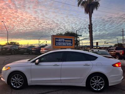 2017 Ford Fusion SE   - Photo 1 - Tucson, AZ 85710