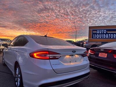 2017 Ford Fusion SE   - Photo 3 - Tucson, AZ 85710