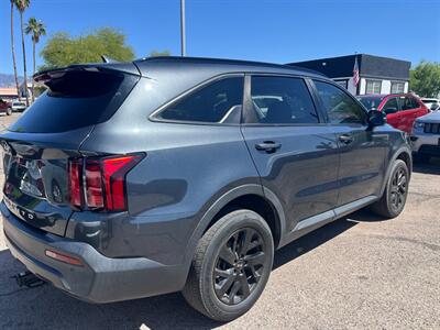 2021 Kia Sorento S   - Photo 2 - Tucson, AZ 85710