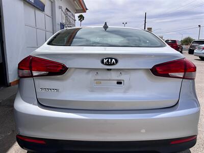 2017 Kia Forte LX   - Photo 2 - Tucson, AZ 85711