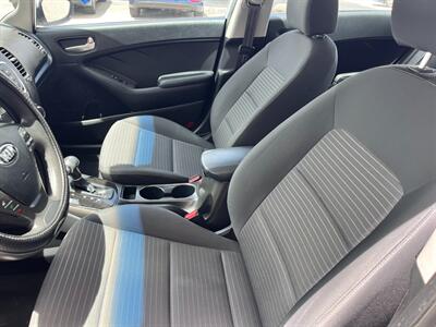 2017 Kia Forte LX   - Photo 10 - Tucson, AZ 85711