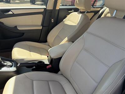 2011 Volkswagen Jetta SE PZEV   - Photo 10 - Tucson, AZ 85710