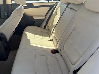2011 Volkswagen Jetta SE PZEV   - Photo 11 - Tucson, AZ 85710