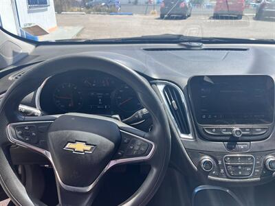 2020 Chevrolet Malibu LT   - Photo 8 - Tucson, AZ 85711
