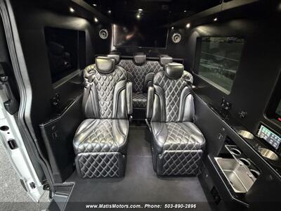 2019 Mercedes-Benz Sprinter 2500 4x4 executive   - Photo 20 - Portland, OR 97206