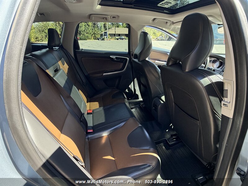2017 Volvo XC60 T5 Dynamic - Photo 12 - Portland, OR 97206