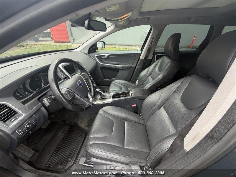 2014 Volvo XC60 T6 AWD - Photo 9 - Portland, OR 97206