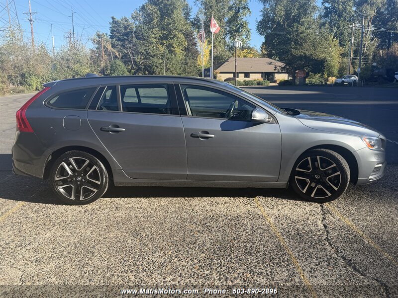 2018 Volvo V60 T5 Dynamic AWD - Photo 7 - Portland, OR 97206