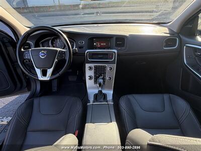 2018 Volvo V60 T5 Dynamic AWD - Photo 9 - Portland, OR 97206