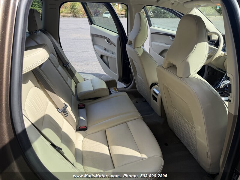 2013 Volvo XC70 3.2 Premier awd LOW MILES!! - Photo 15 - Portland, OR 97206