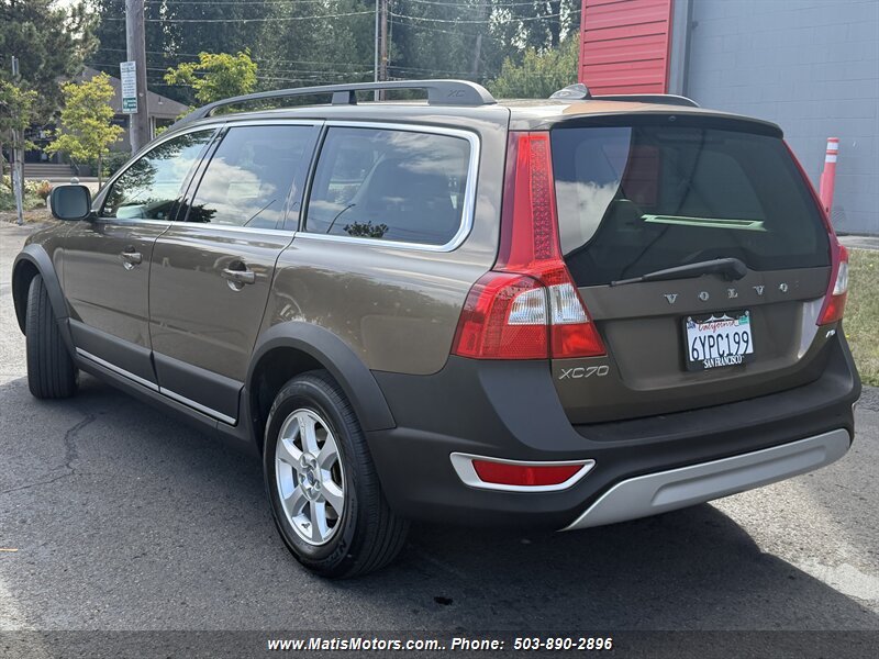 2013 Volvo XC70 3.2 Premier awd LOW MILES!! - Photo 4 - Portland, OR 97206