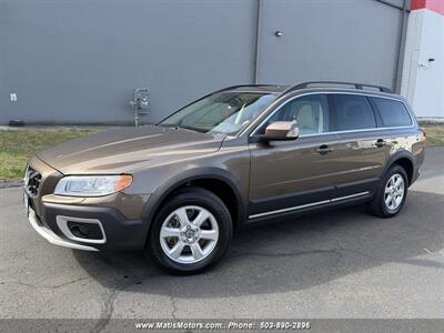 2013 Volvo XC70 3.2 Premier awd  LOW MILES!! Wagon