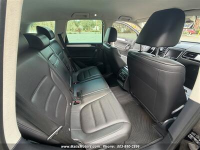 2016 Volkswagen Touareg VR6 Sport  awd - Photo 13 - Portland, OR 97206