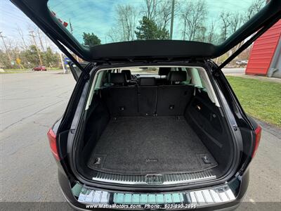2016 Volkswagen Touareg VR6 Sport  awd - Photo 16 - Portland, OR 97206
